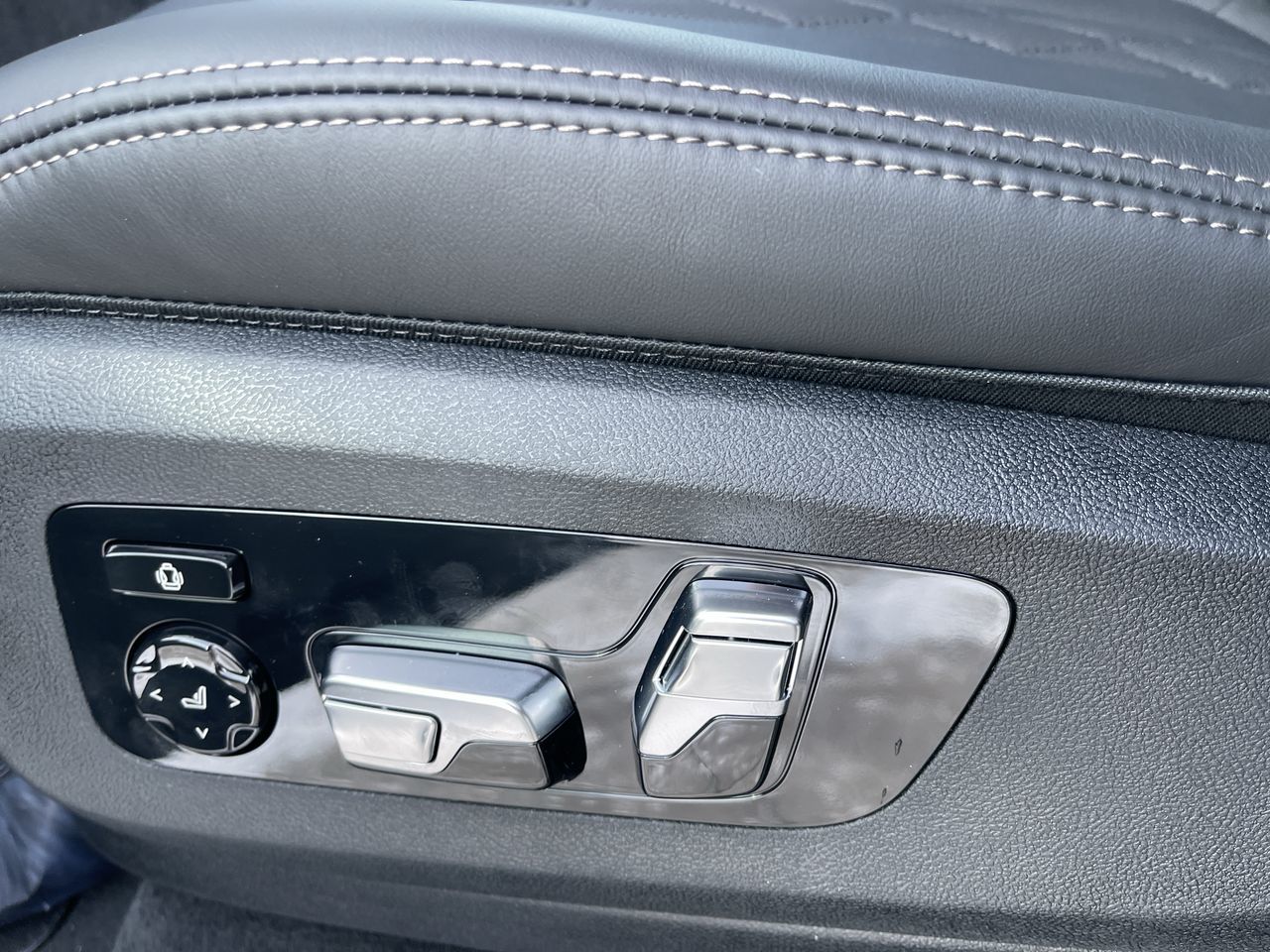 2026 BMW X5 in Calgary, Alberta