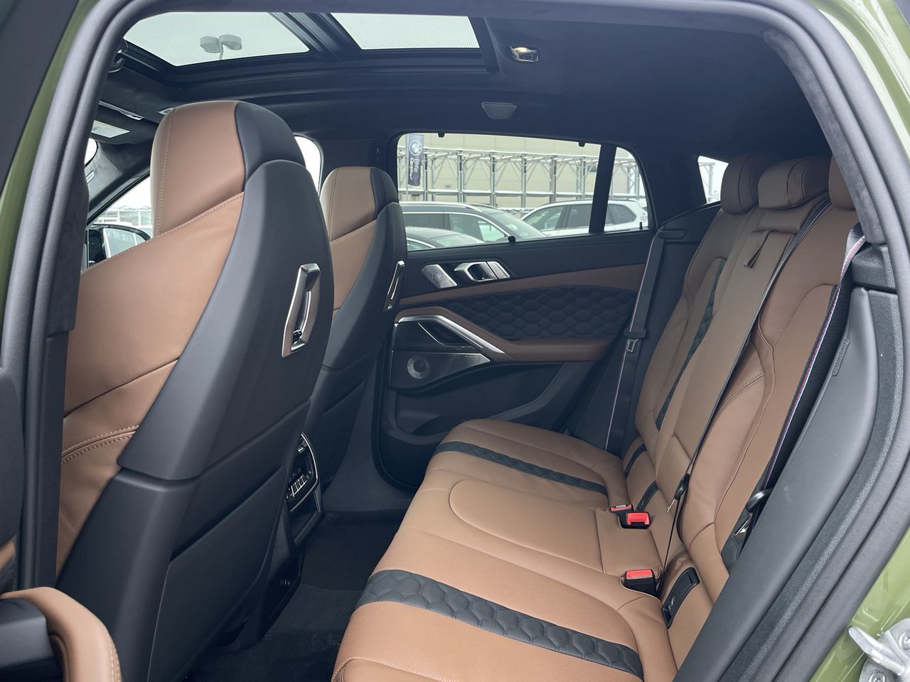 2025 BMW X6 M