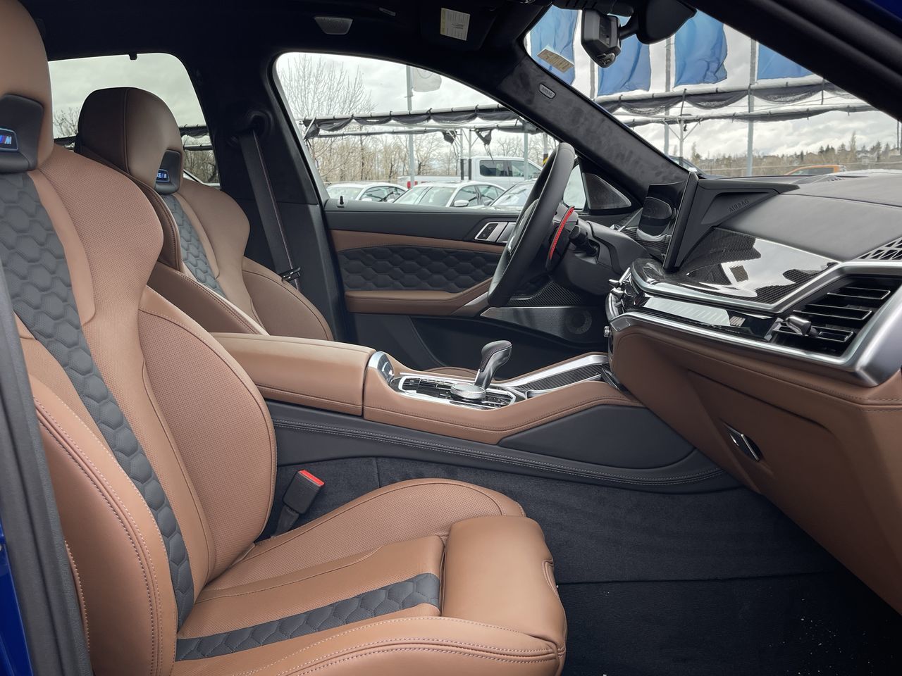 2025 BMW X6 M