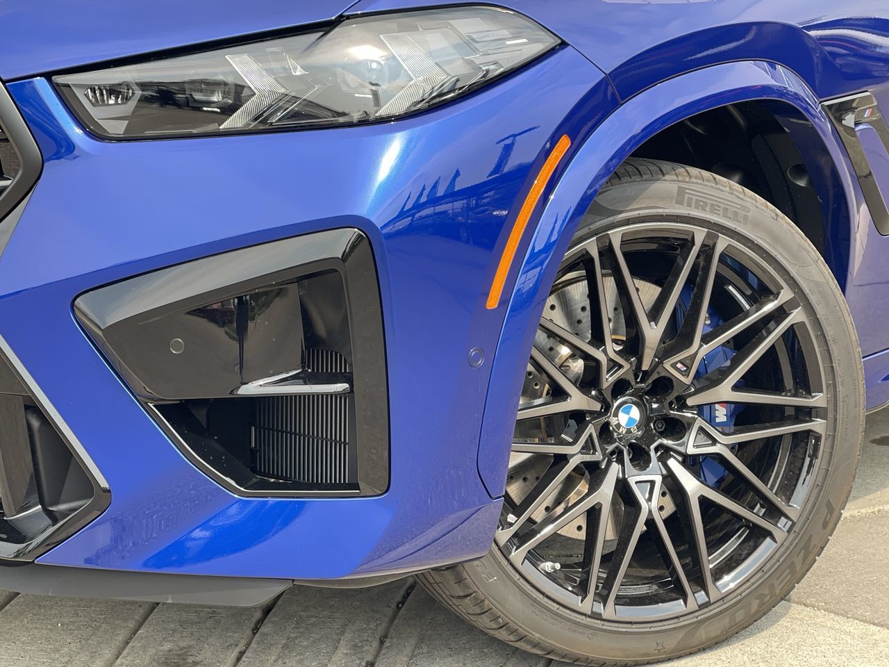 2027 BMW X6 M