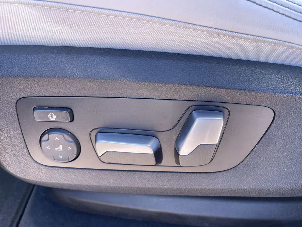 2024 BMW X6 in Calgary, Alberta