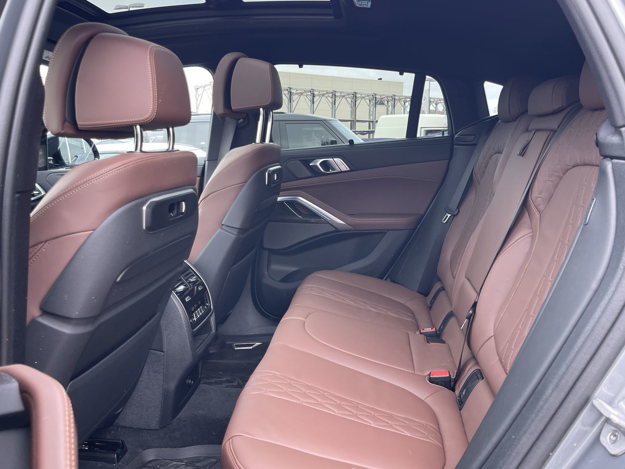 BMW X6  2026 à Calgary, Alberta