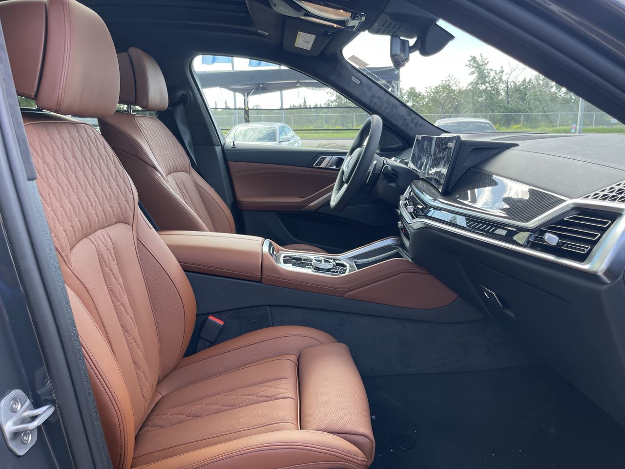 2027 BMW X6