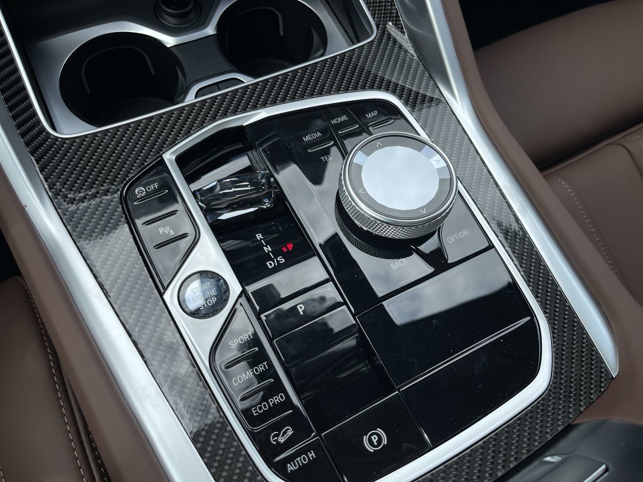 2027 BMW X6