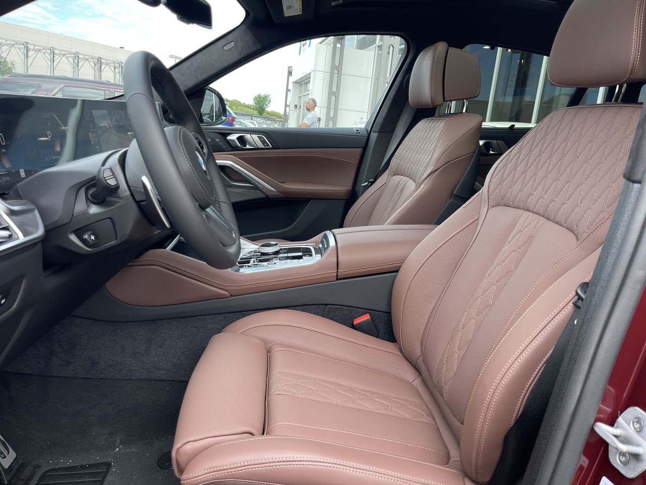 2027 BMW X6