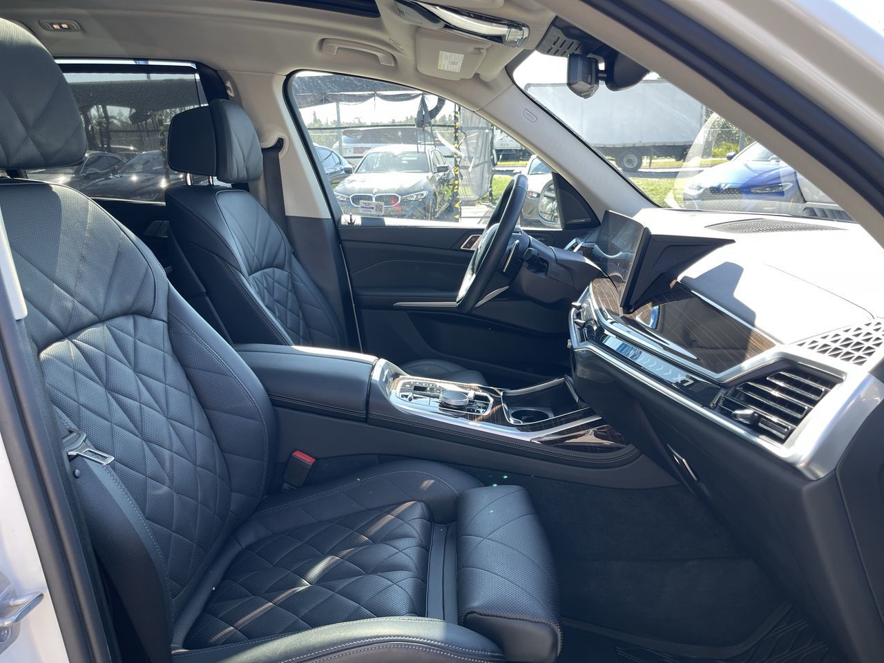 2024 BMW X7