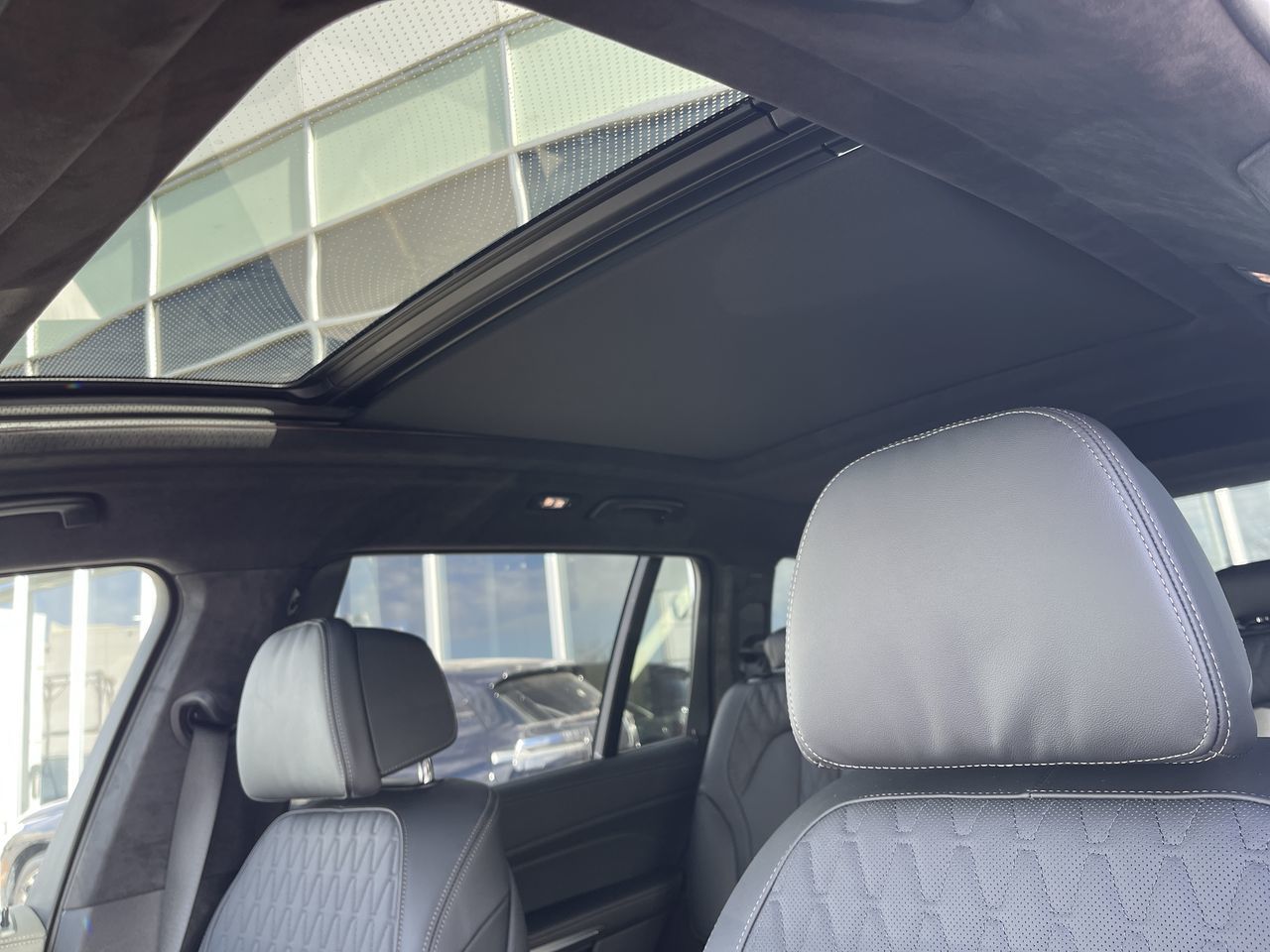 2026 BMW X7