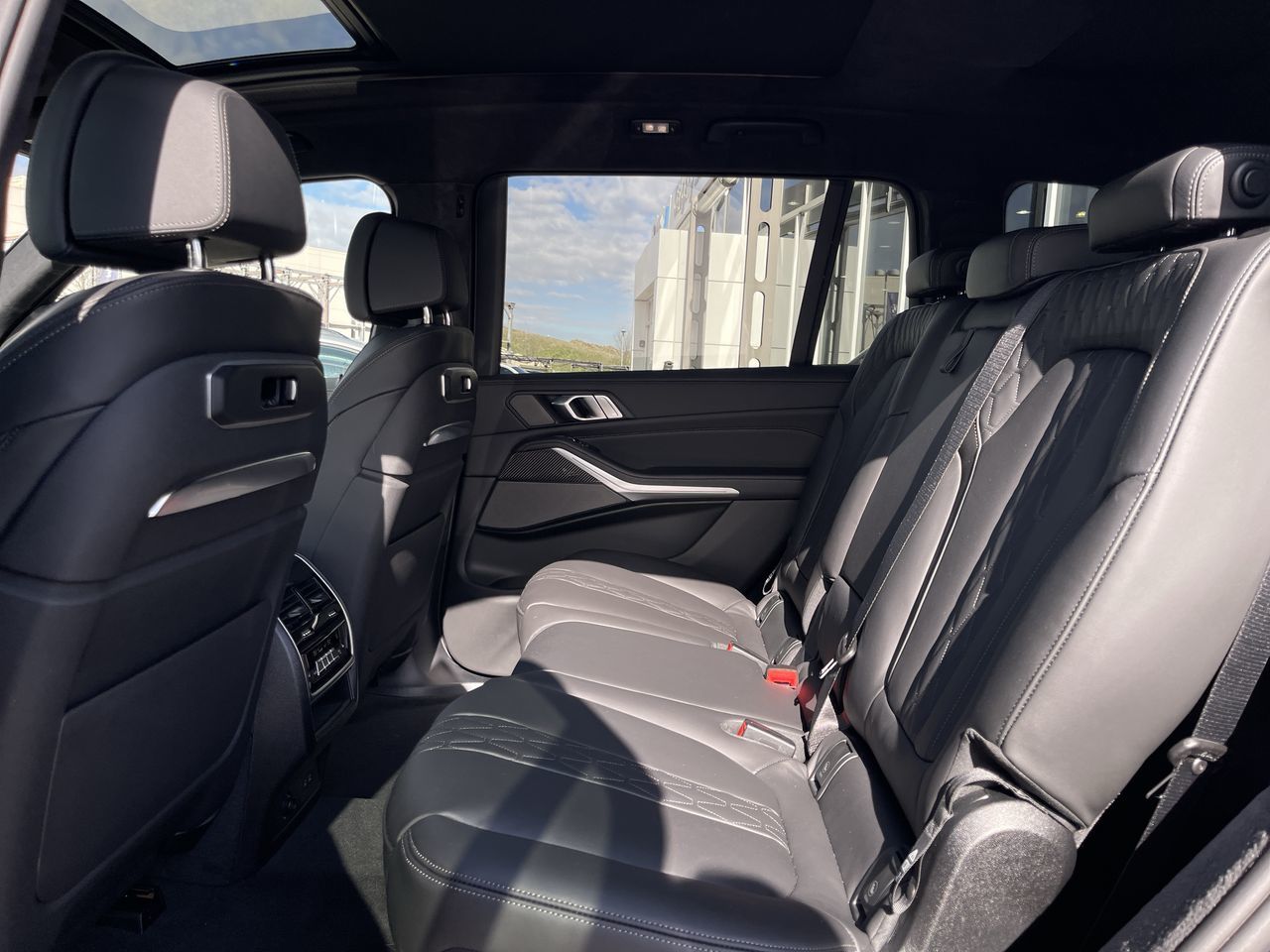 2026 BMW X7