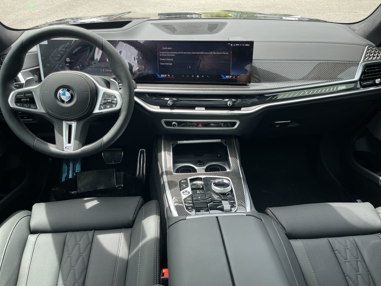2027 BMW X7