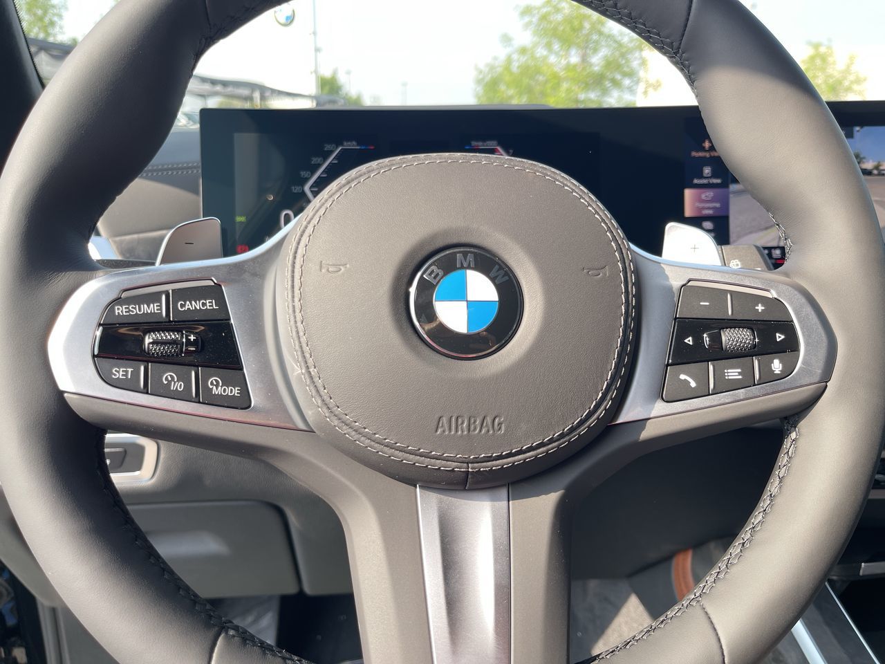 2027 BMW X7