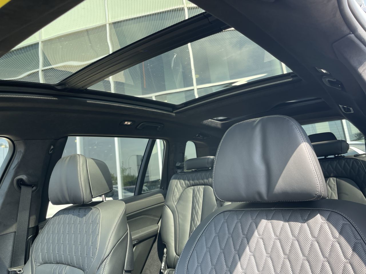 2027 BMW X7