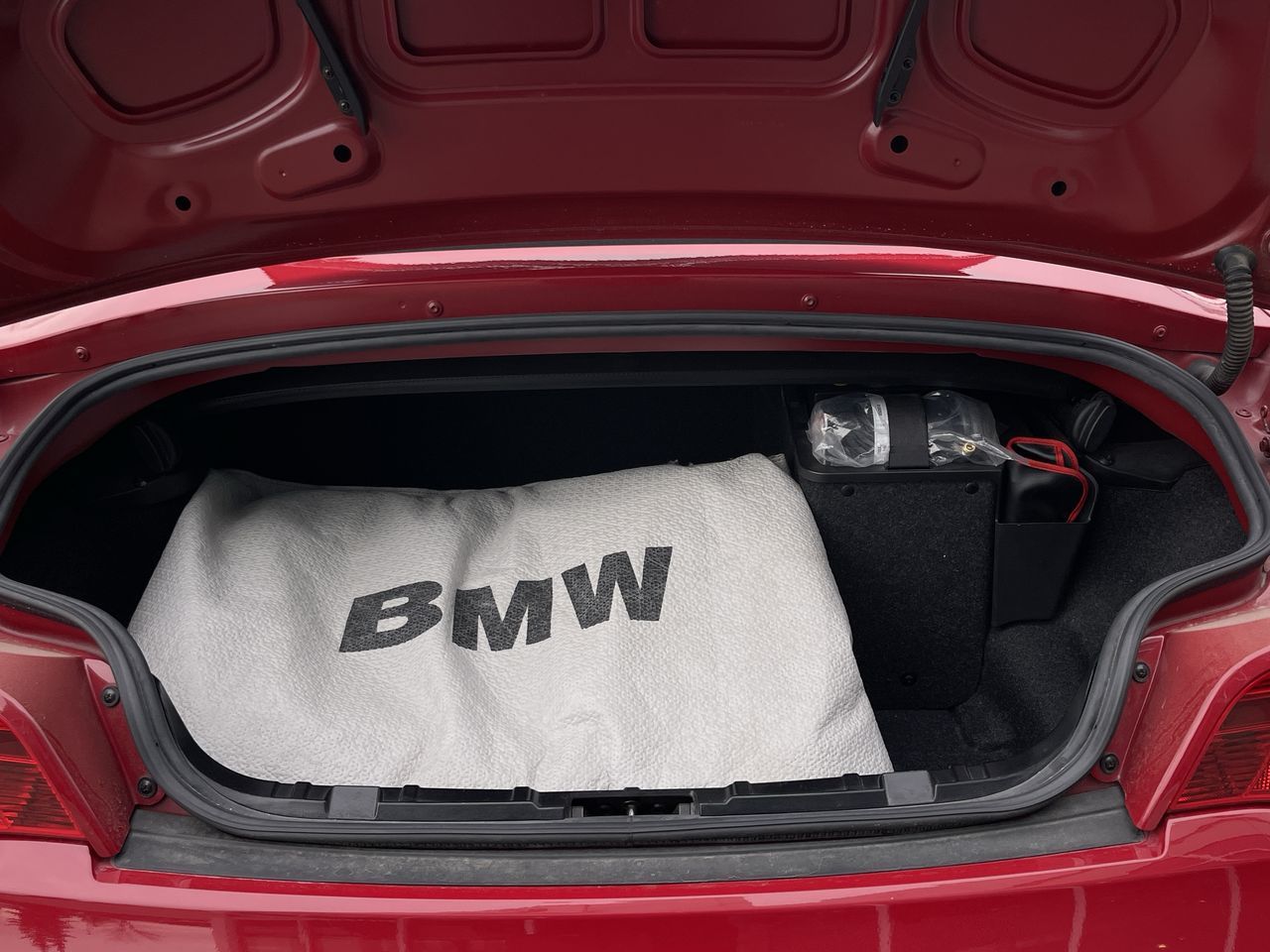 BMW Z4  2006 à Calgary, Alberta