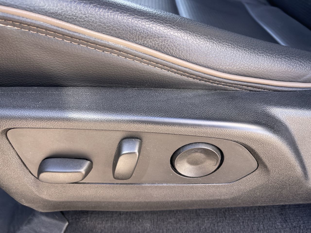 GMC Canyon  2023 à Calgary, Alberta