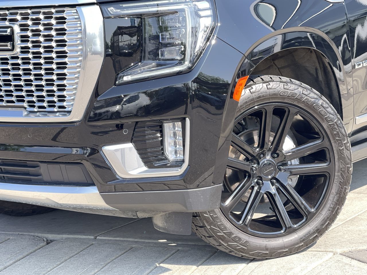 2021 GMC Yukon in Calgary, Alberta