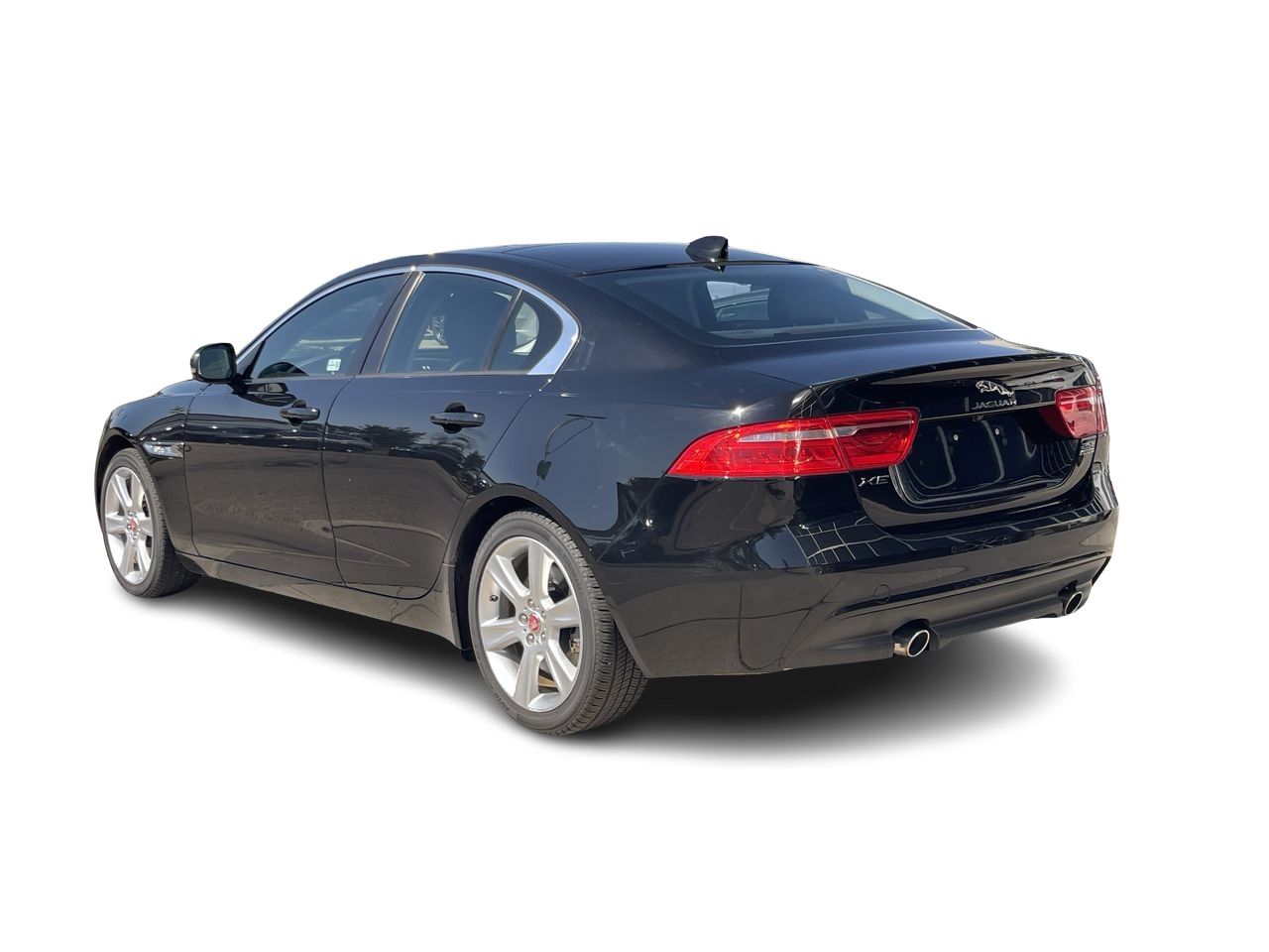 Jaguar XE  2018 à Calgary, Alberta