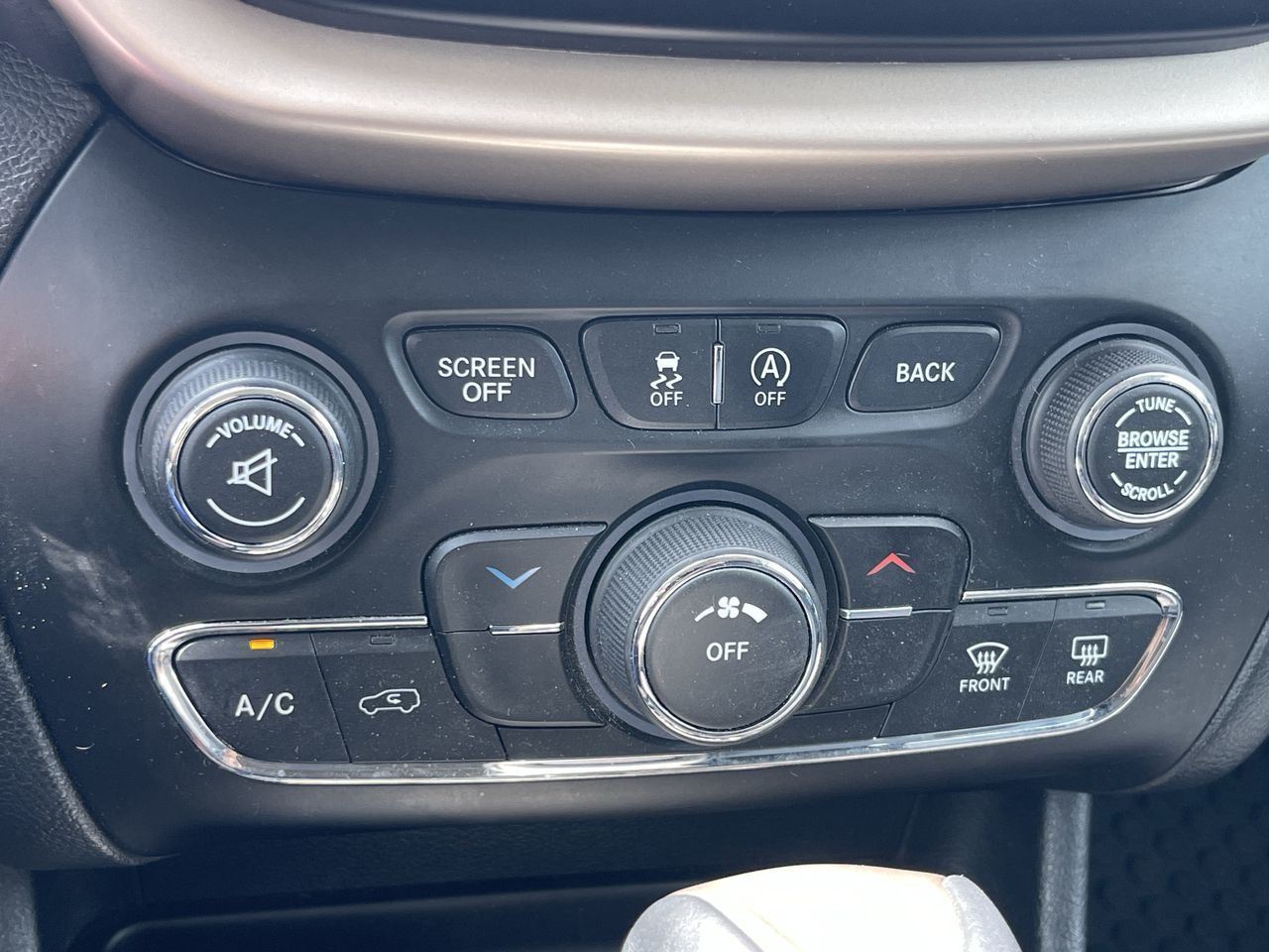 2016 Jeep Cherokee in Calgary, Alberta