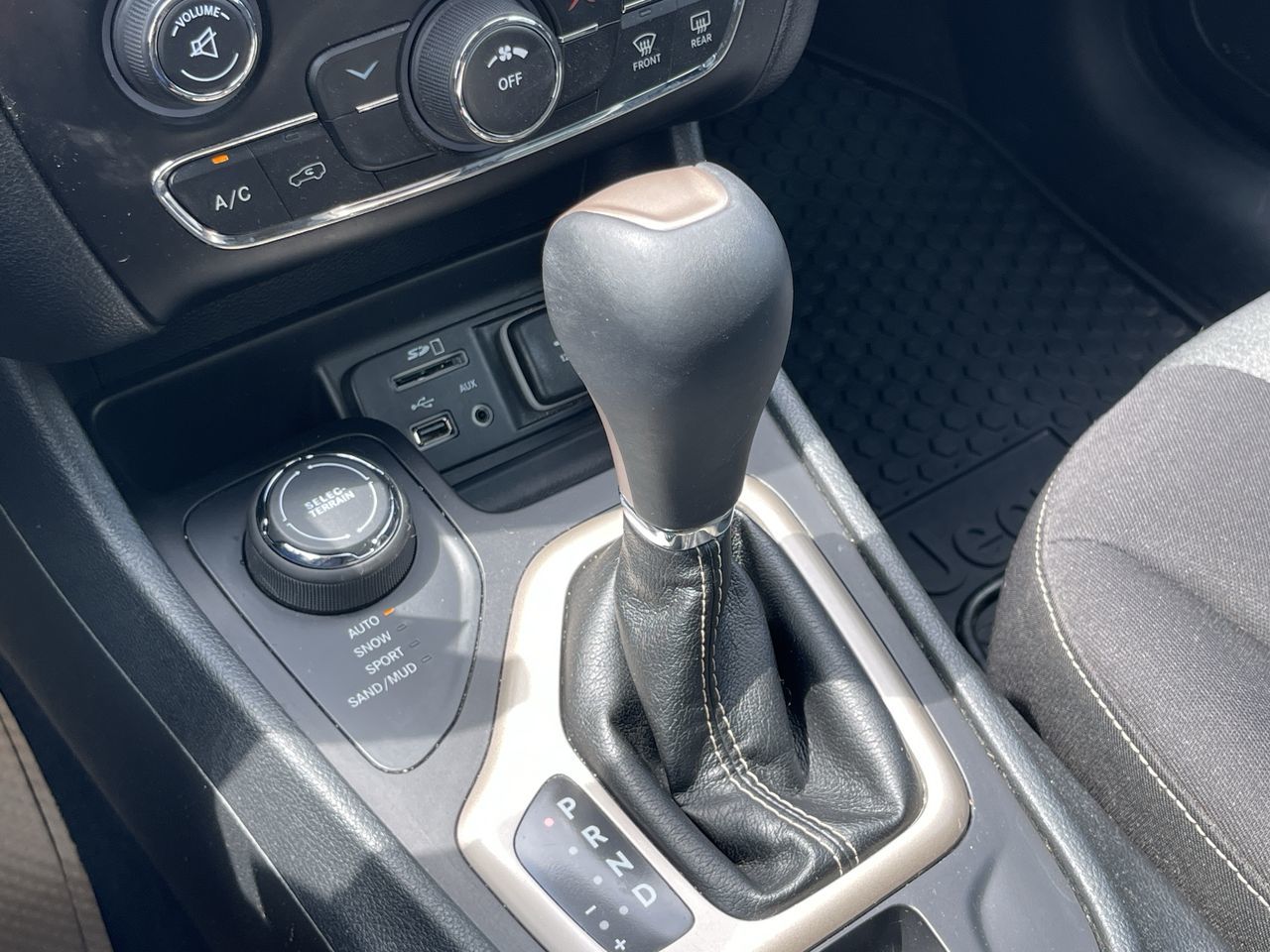 2016 Jeep Cherokee in Calgary, Alberta