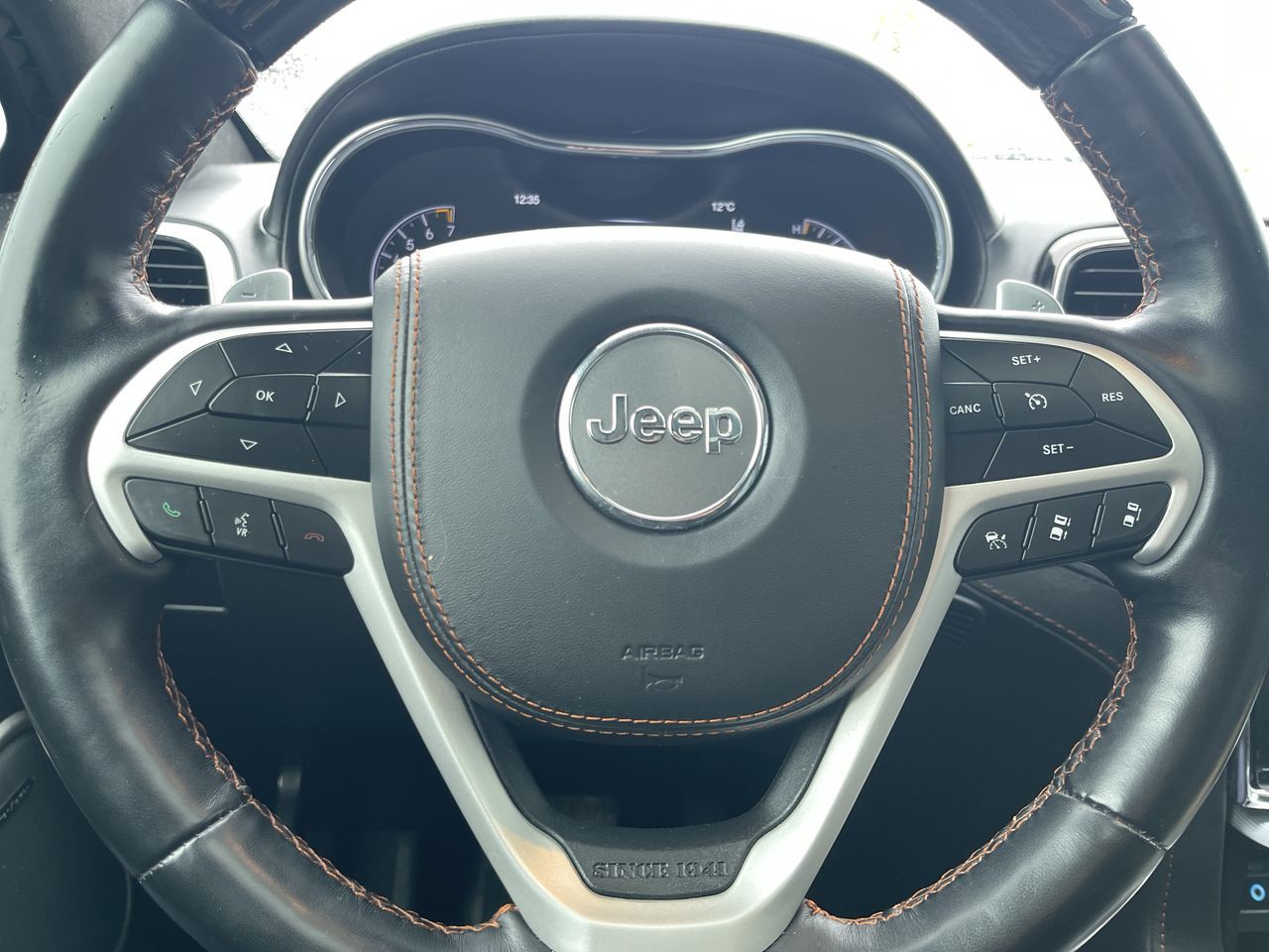 2020 Jeep Grand Cherokee 4X4 in Calgary, Alberta