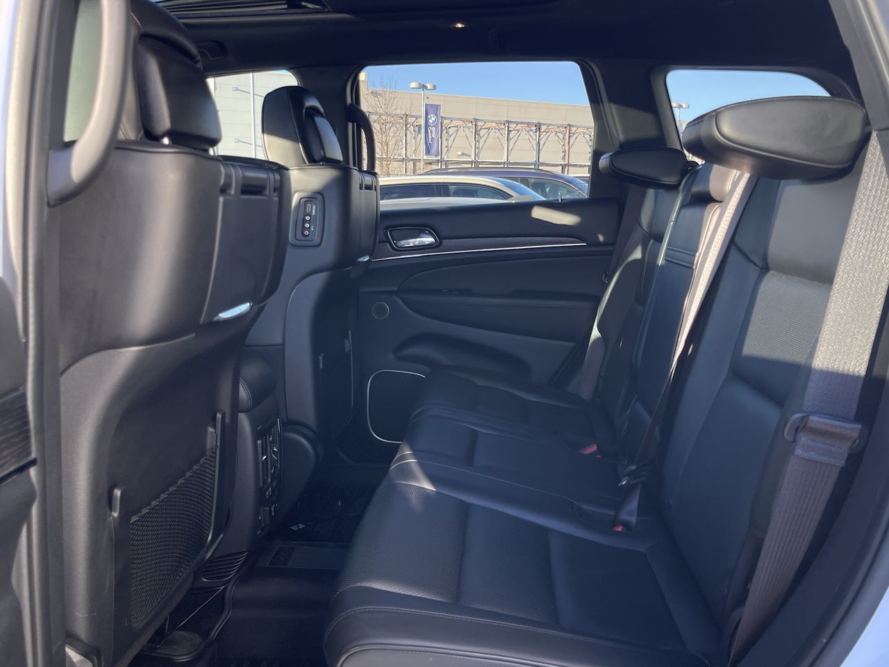 Jeep Grand Cherokee 4X4  2021 à Calgary, Alberta