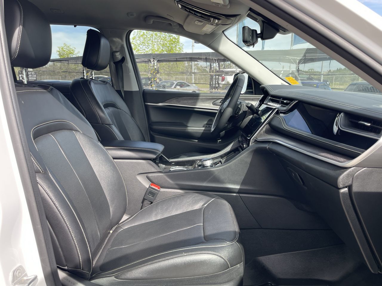 2023 Jeep Grand Cherokee L in Calgary, Alberta