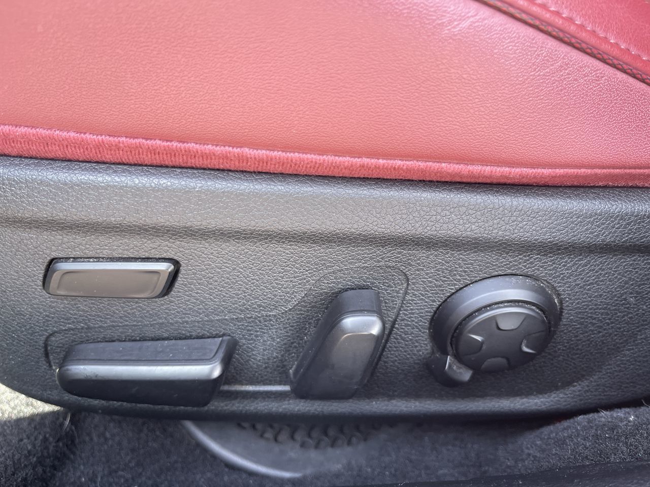 2022 Kia Stinger in Calgary, Alberta