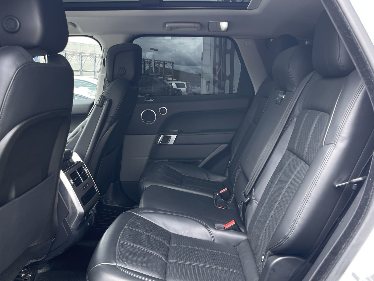 Land Rover Range Rover Sport  2018 à Calgary, Alberta