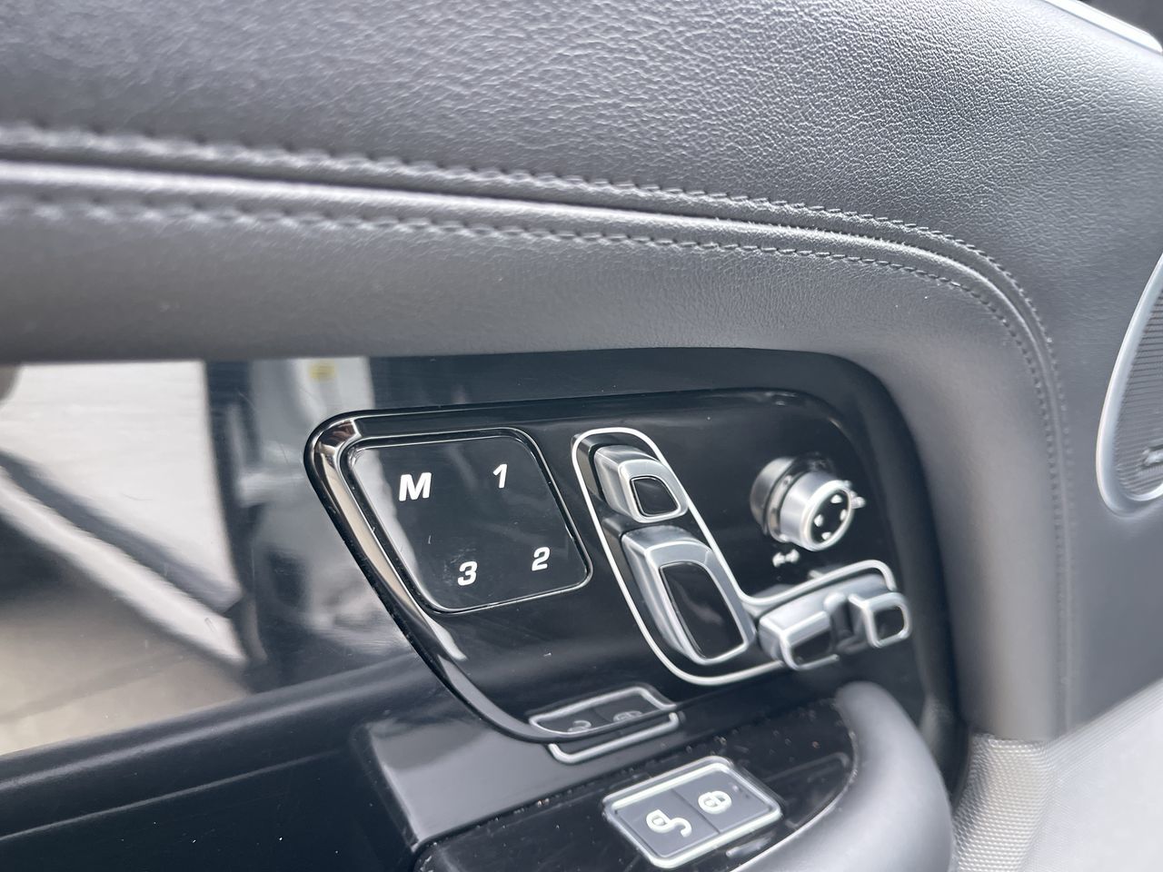 2020 Land Rover Range Rover Sport in Calgary, Alberta