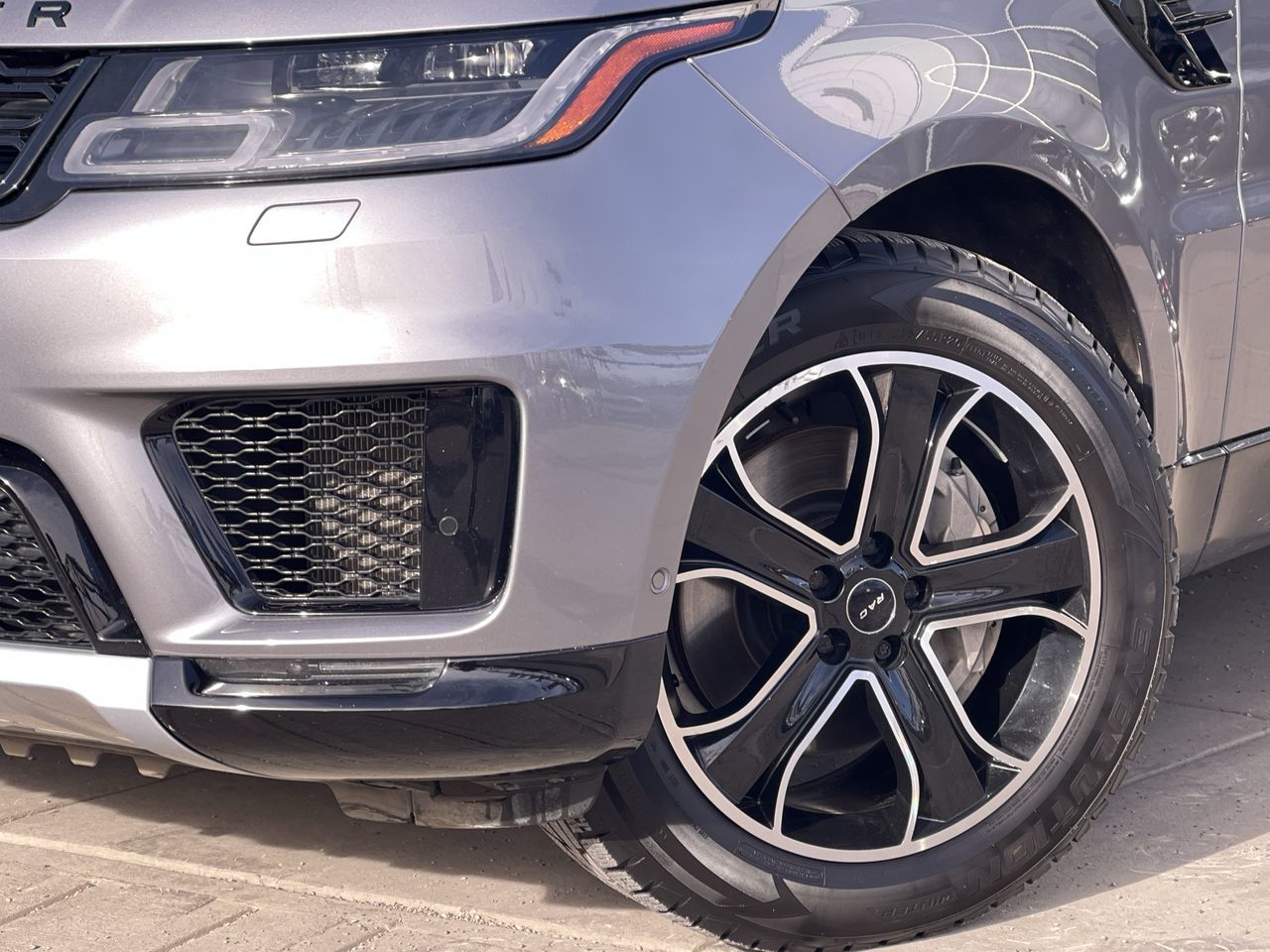 2021 Land Rover Range Rover Sport in Calgary, Alberta