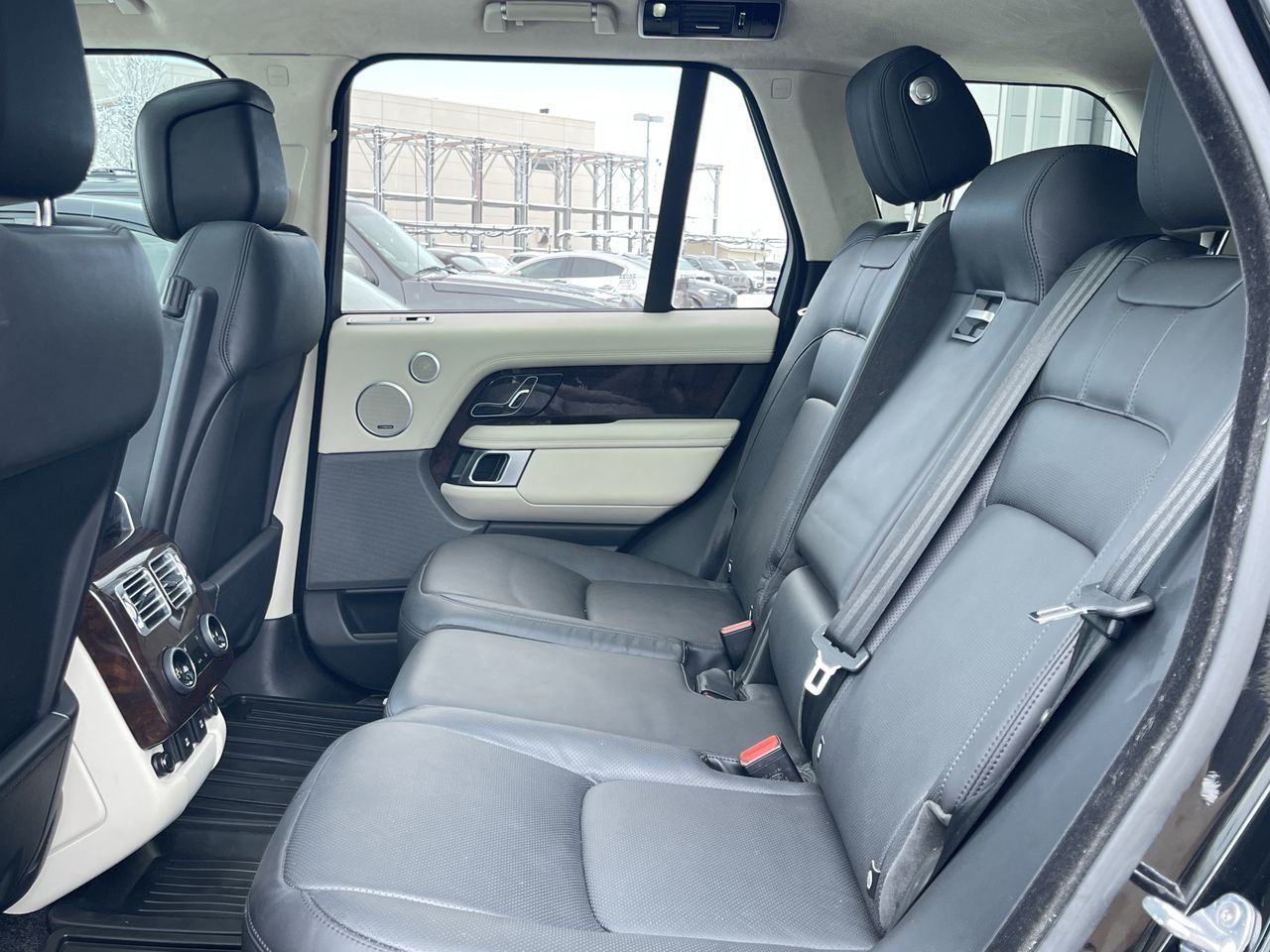 2018 Land Rover Range Rover in Calgary, Alberta