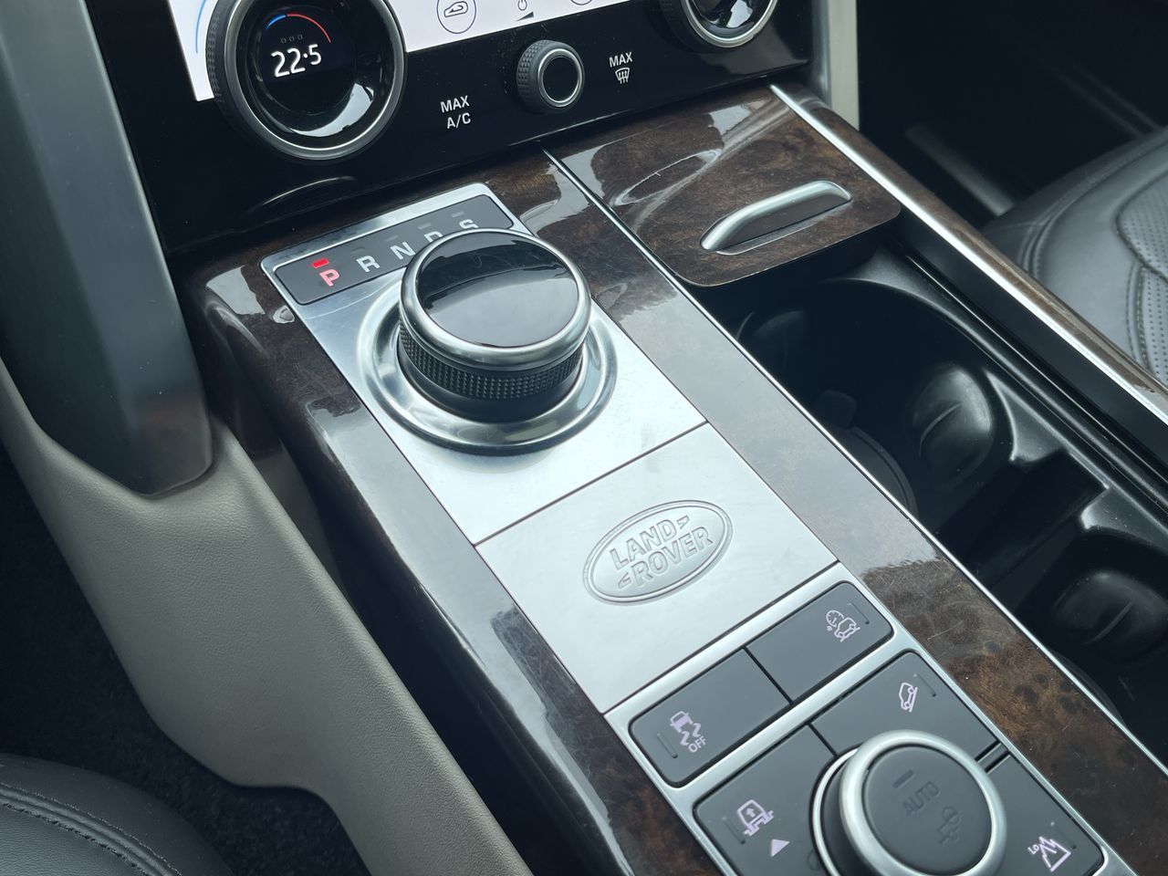 2018 Land Rover Range Rover in Calgary, Alberta