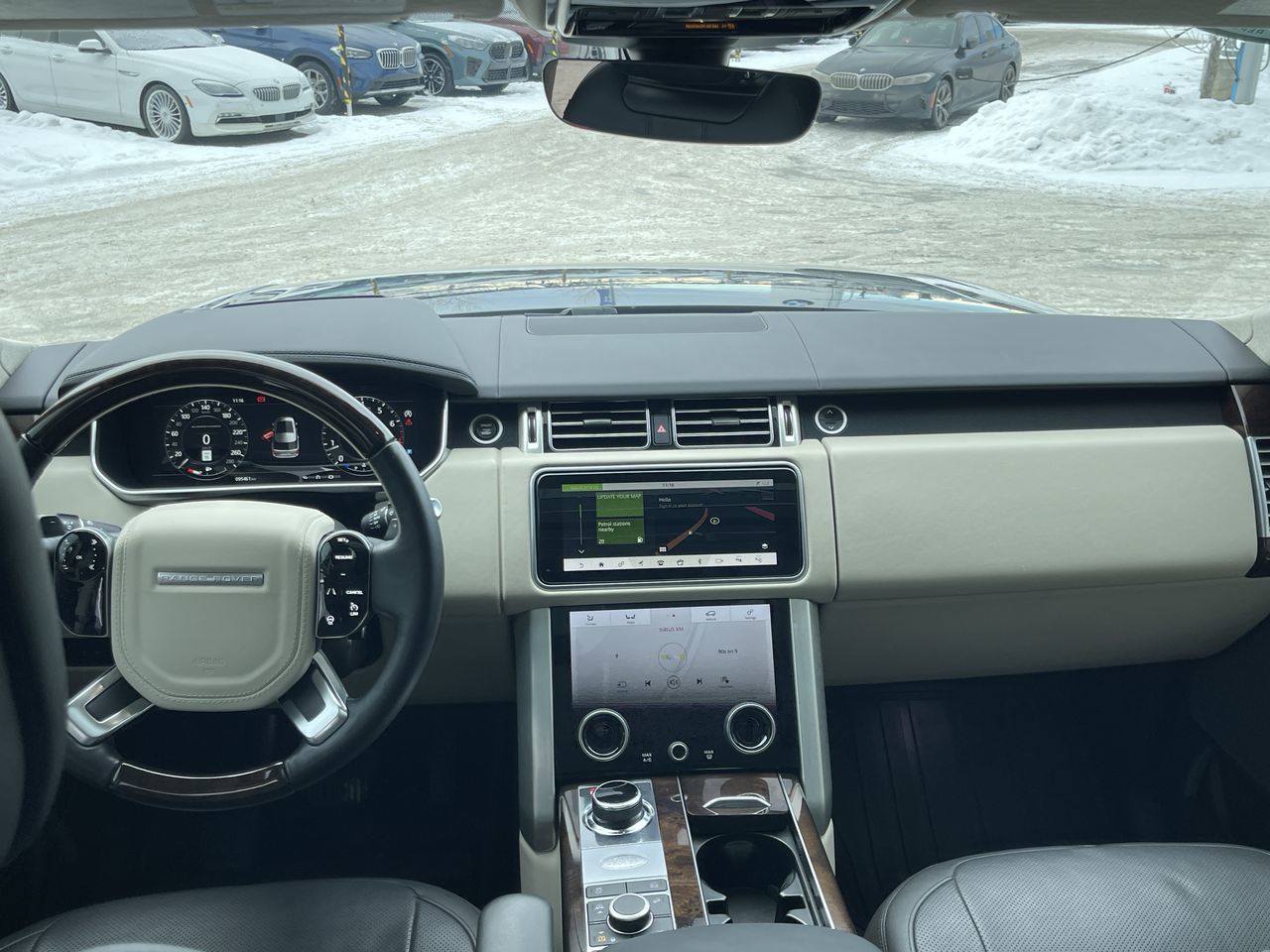 2018 Land Rover Range Rover in Calgary, Alberta