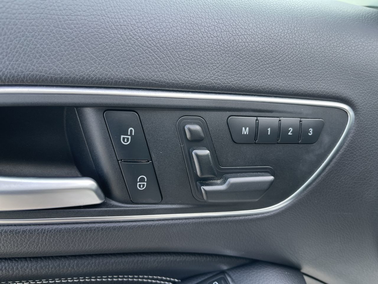 2017 Mercedes-Benz GLA250