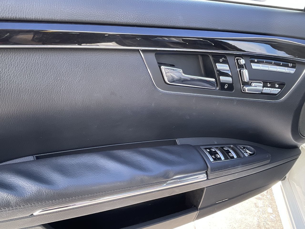 2011 Mercedes-Benz S-Class