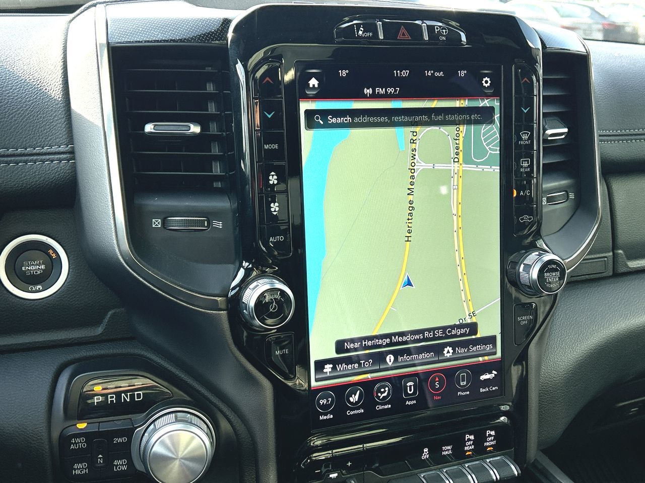 Ram RAM 1500 Crew Cab 4x4 (dt)  2020 à Calgary, Alberta