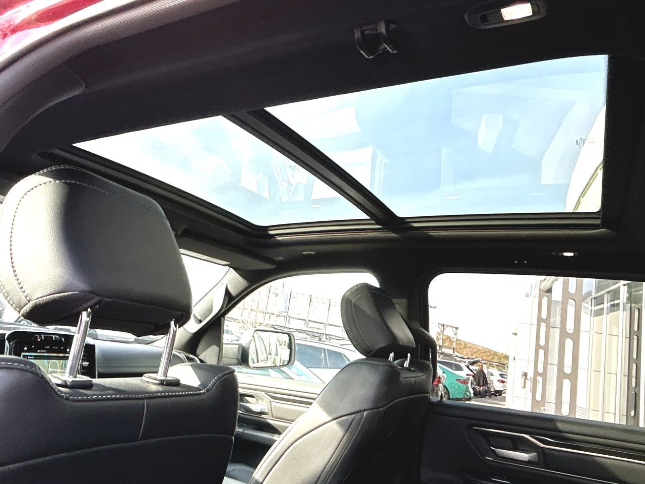 Ram RAM 1500 Crew Cab 4x4 (dt)  2020 à Calgary, Alberta