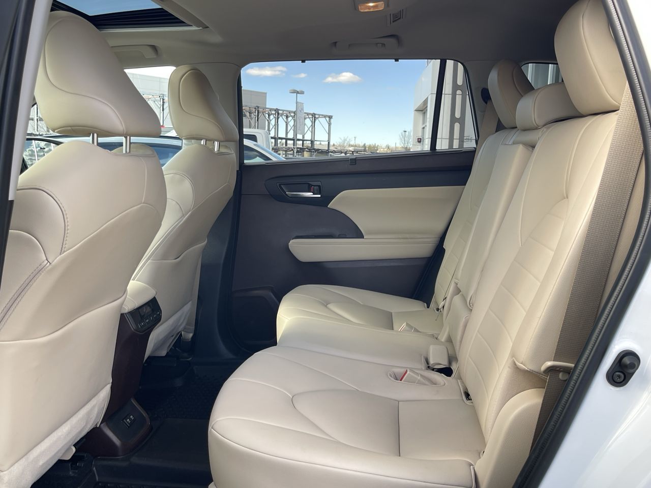 2021 Toyota Highlander in Calgary, Alberta