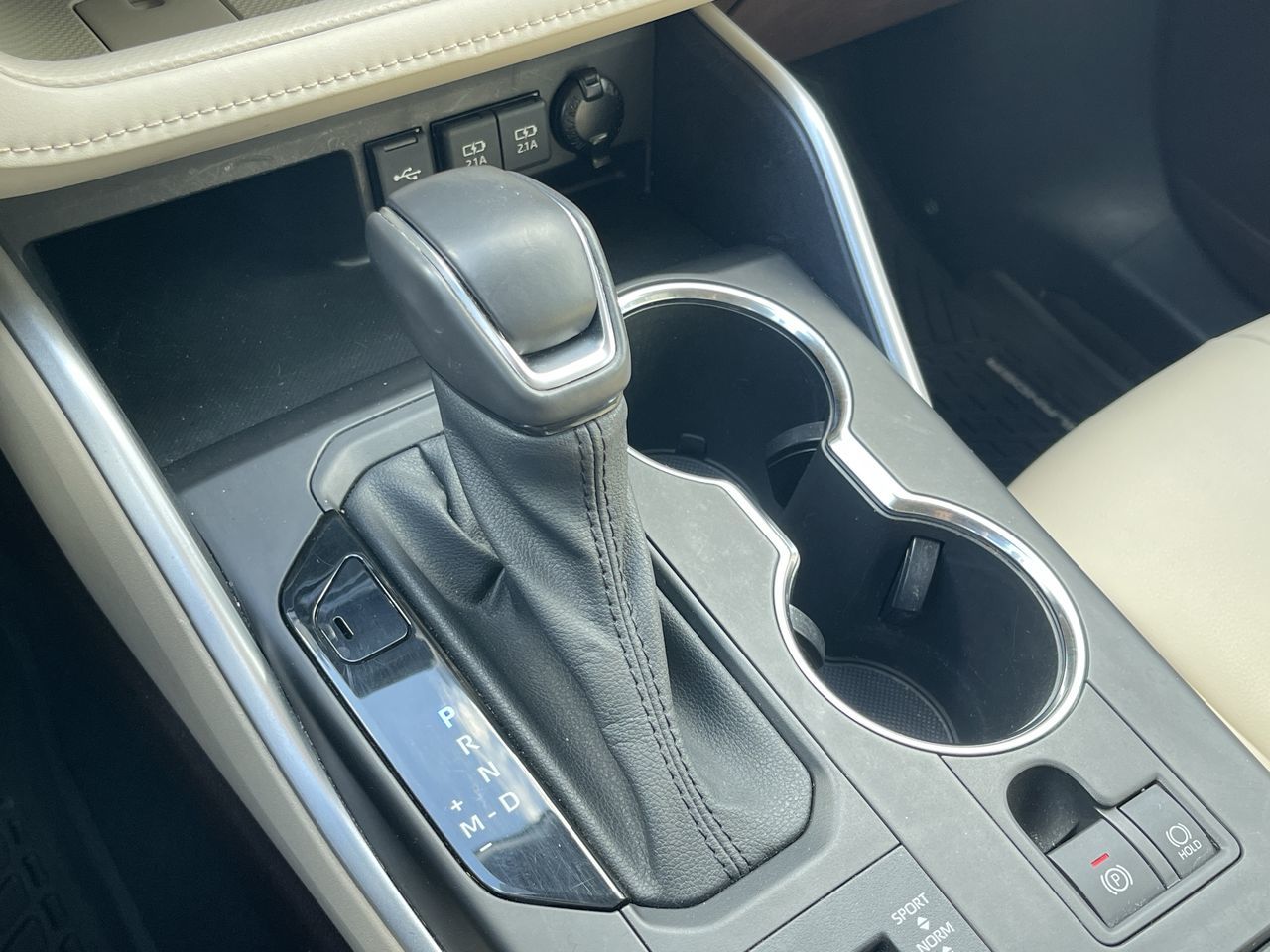 2021 Toyota Highlander in Calgary, Alberta
