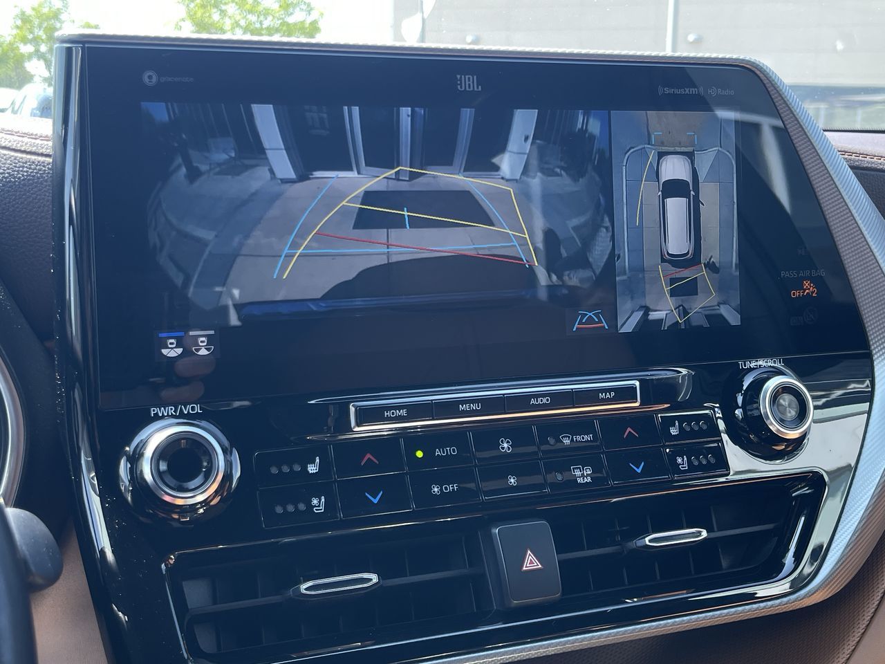 2021 Toyota Highlander in Calgary, Alberta