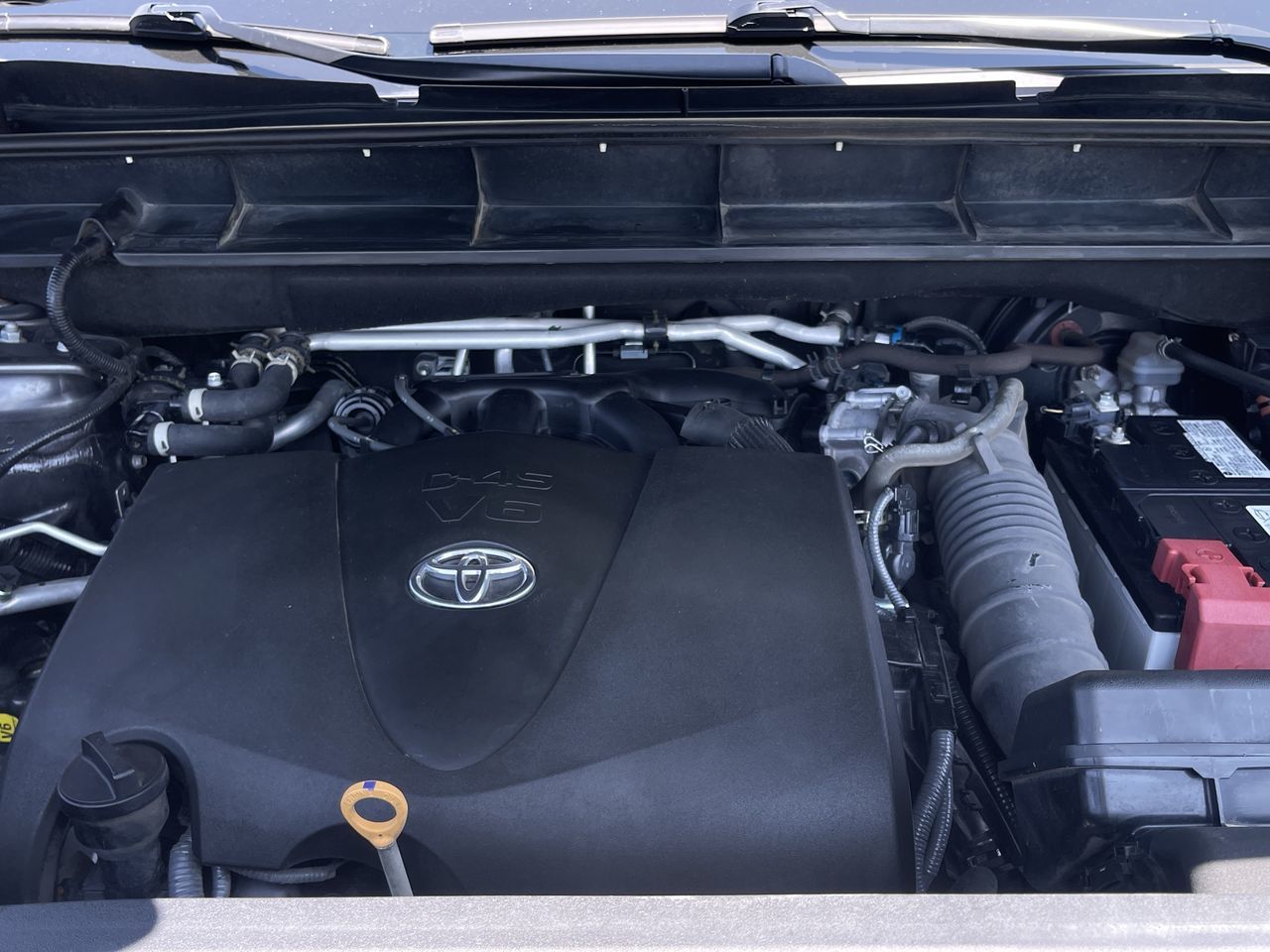 2021 Toyota Highlander in Calgary, Alberta