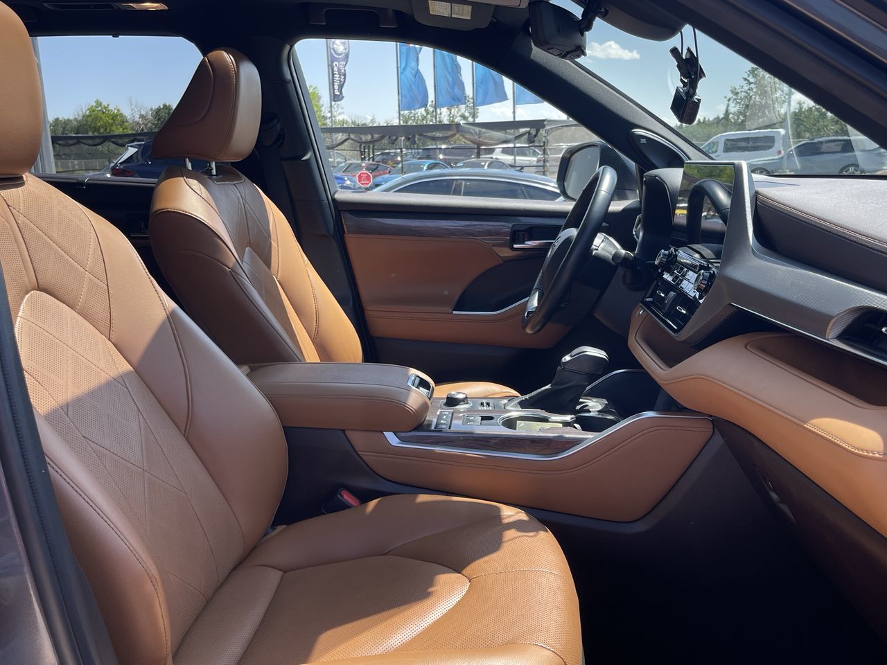 2021 Toyota Highlander in Calgary, Alberta