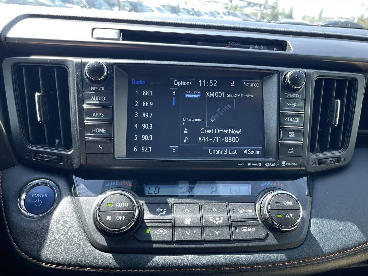 Toyota RAV4  2018 à Calgary, Alberta