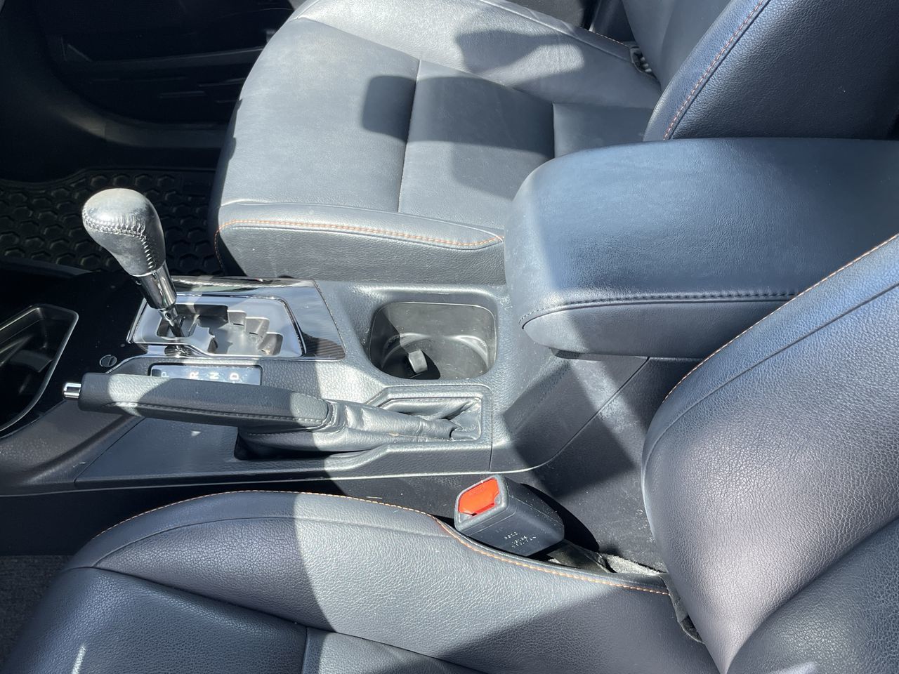 Toyota RAV4  2018 à Calgary, Alberta