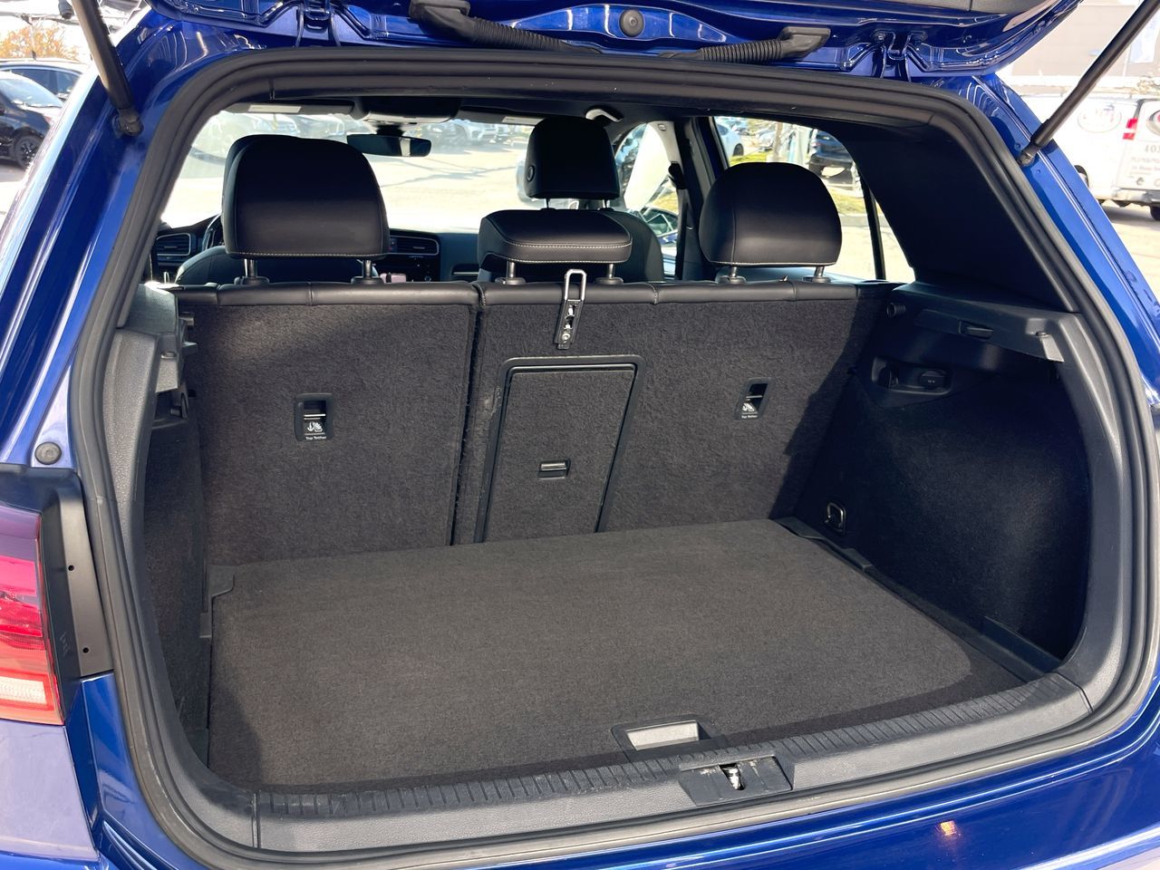 2019 Volkswagen Golf R