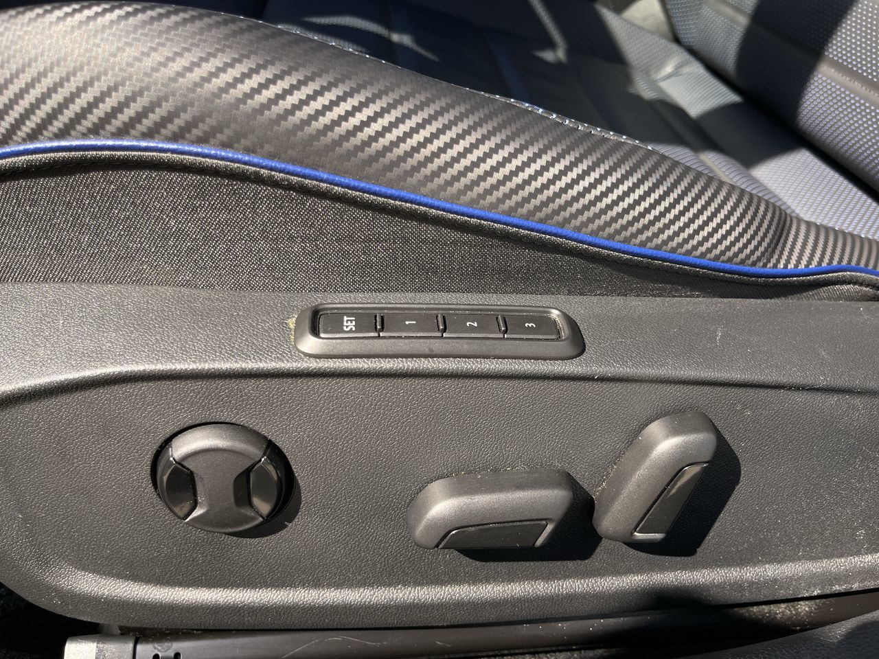 Volkswagen Golf R  2022 à Calgary, Alberta