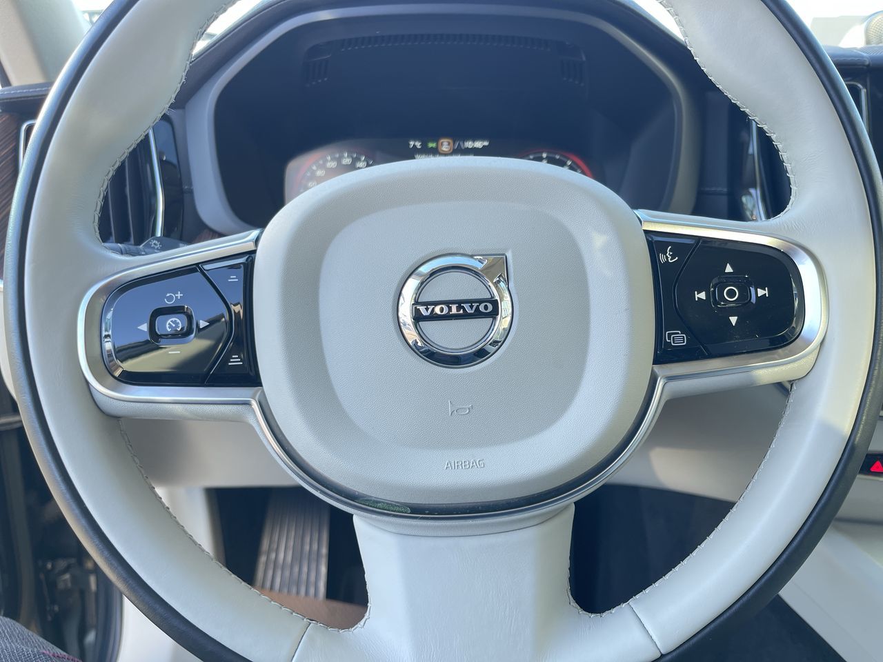 Volvo XC60  2020 à Calgary, Alberta