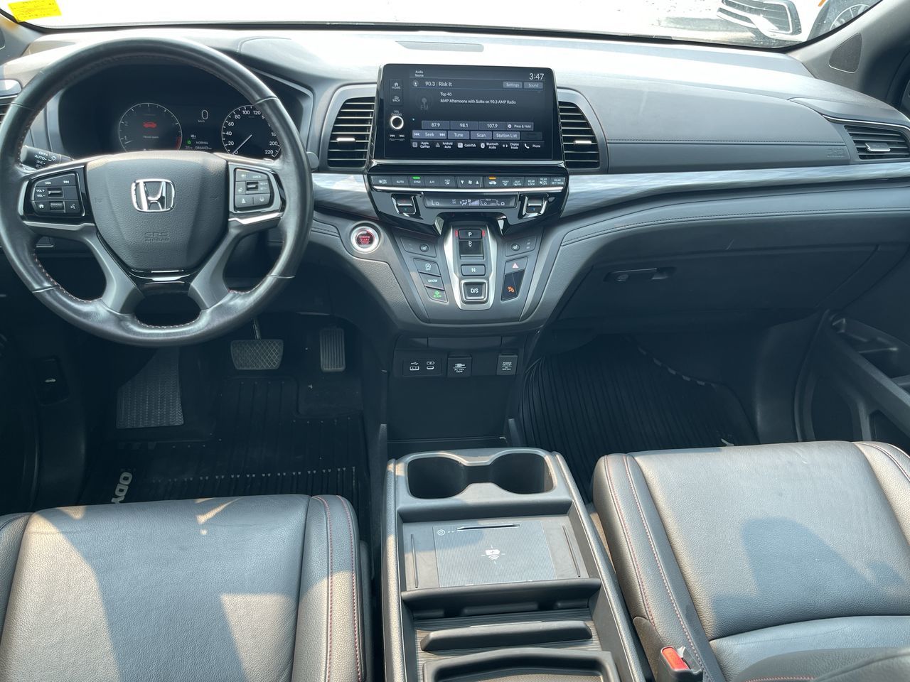 2025 Honda Odyssey in Calgary, Alberta