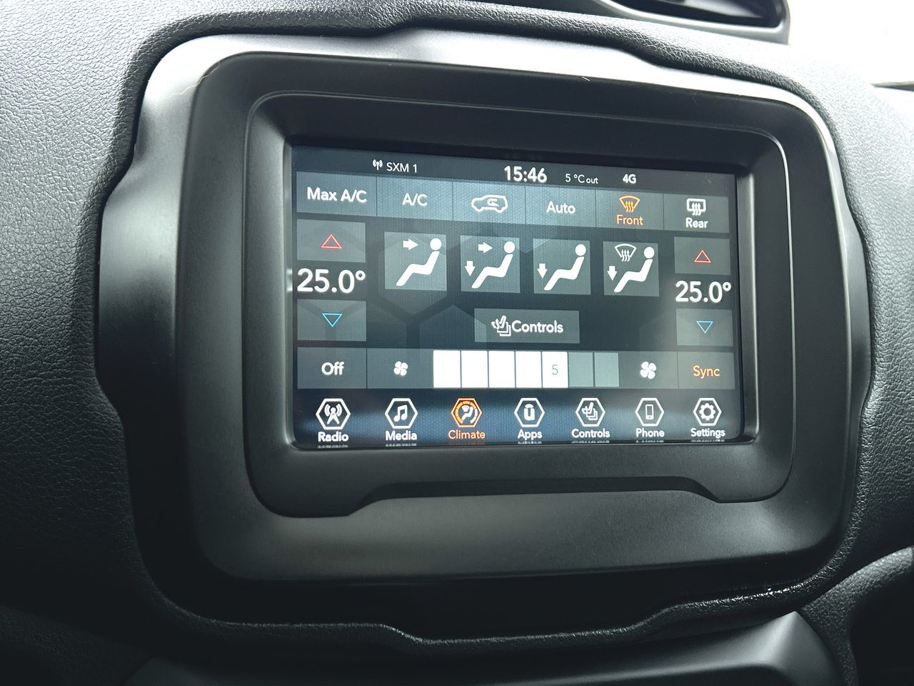 Jeep Renegade 4x4  2021 à Calgary, Alberta