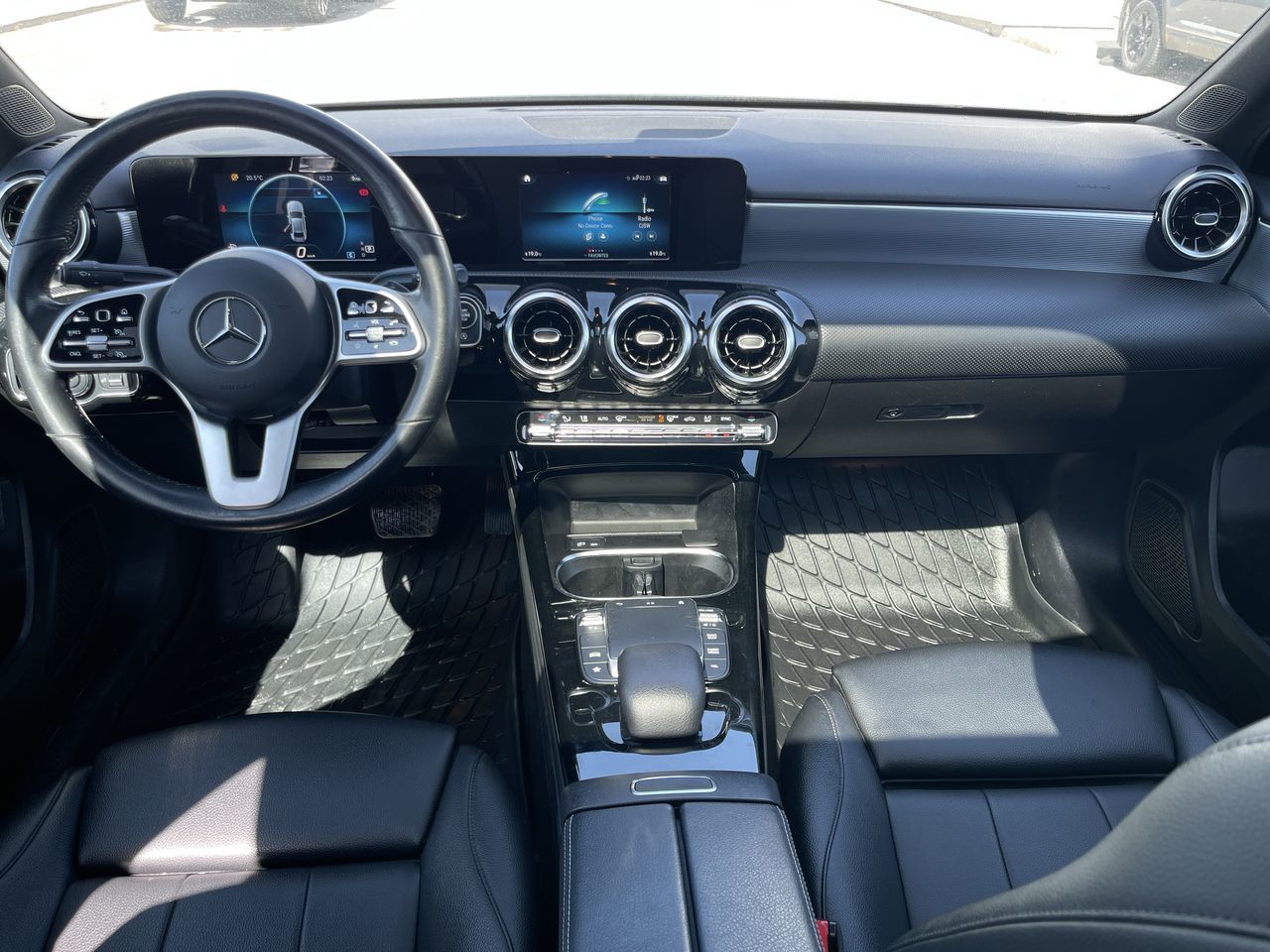 Mercedes-Benz A220  2020 à Calgary, Alberta