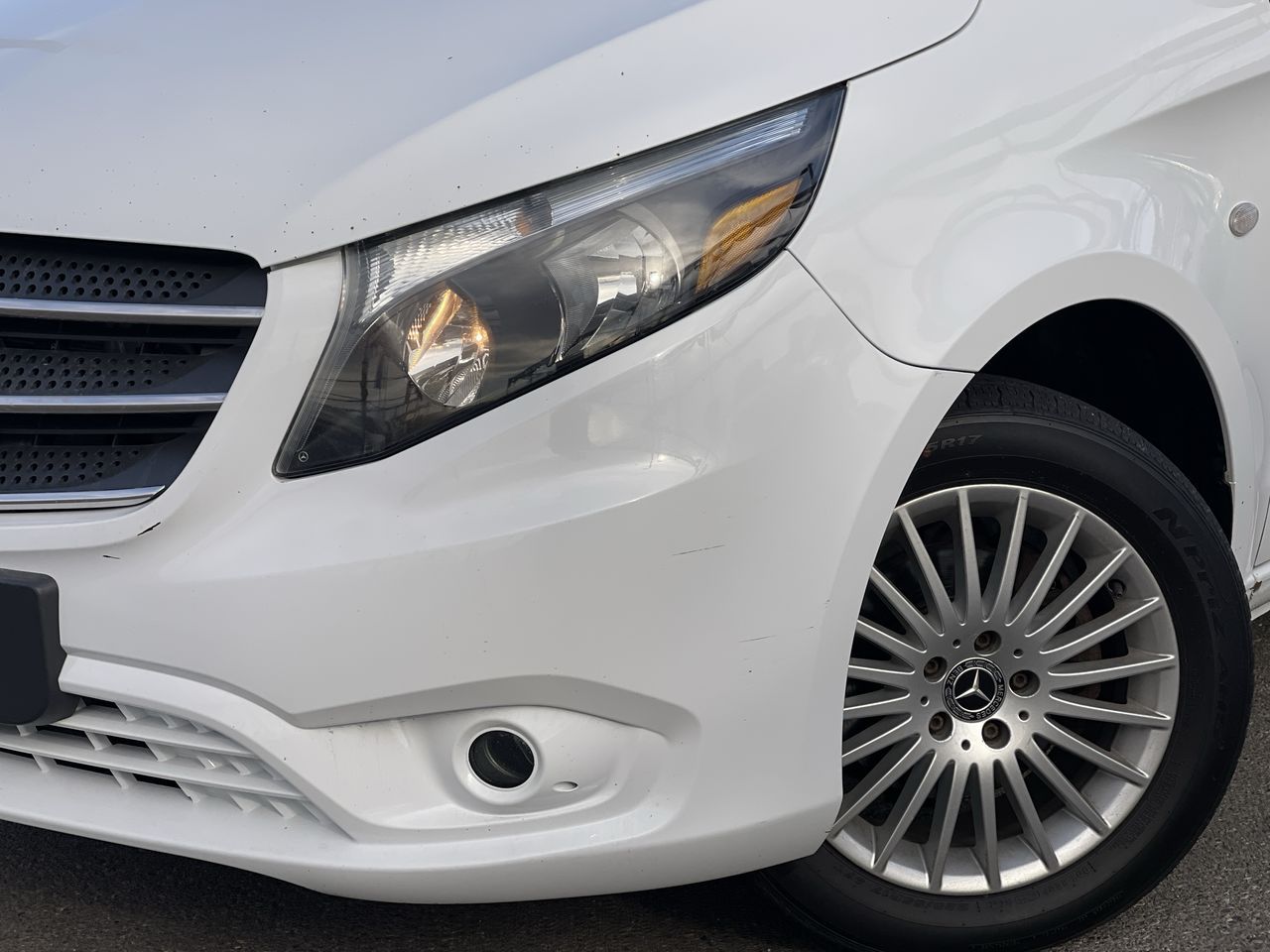 2019 Mercedes-Benz Metris Passenger Van in Calgary, Alberta