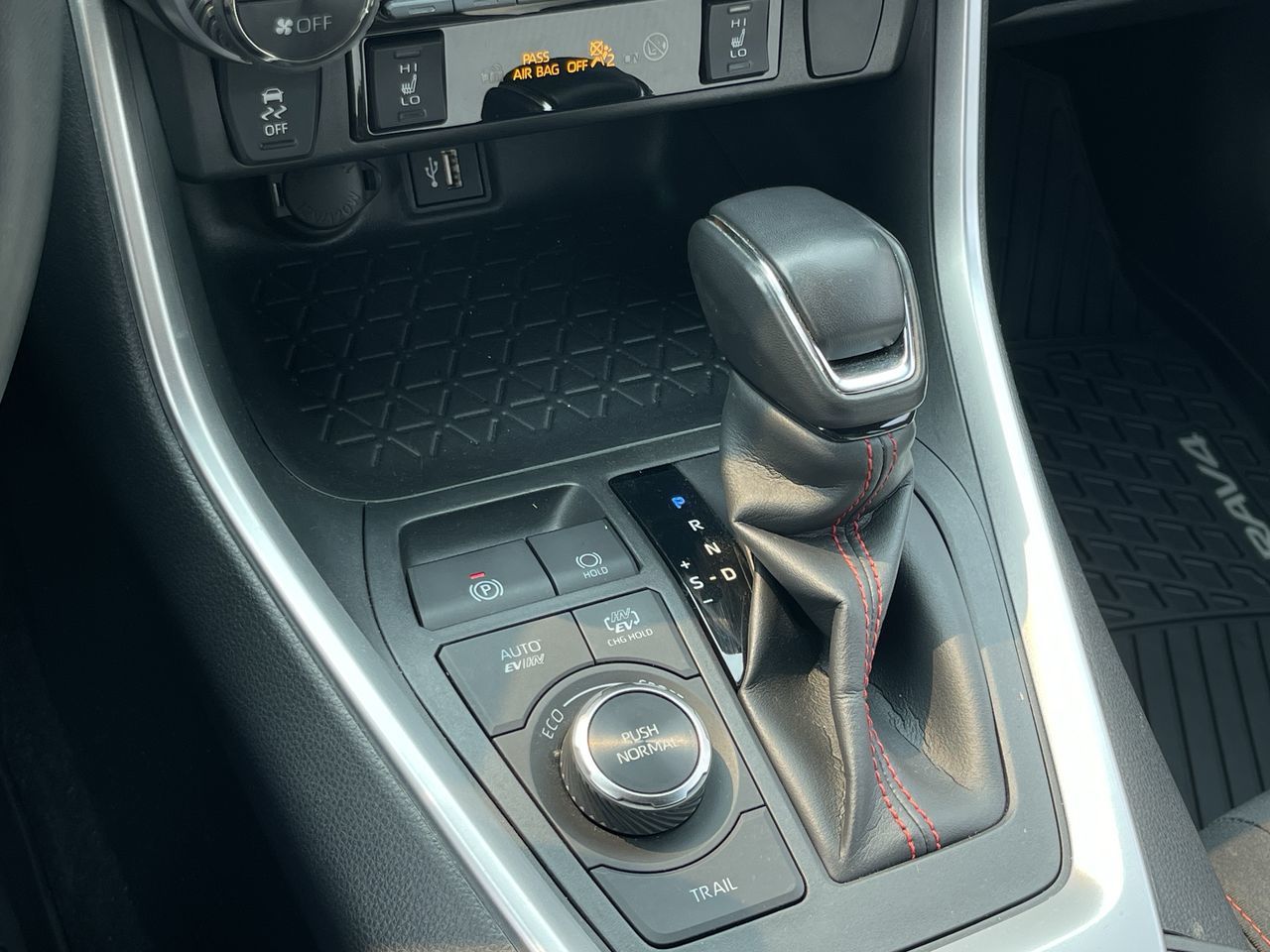 2024 Toyota RAV4 Hybrid